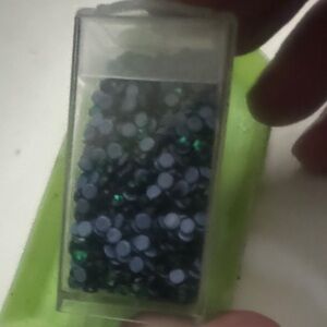 Unknown Brand Green and Dark Blue Phone Accessory Pack